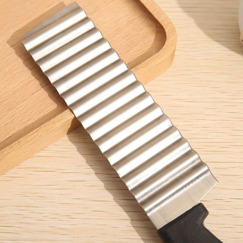 Kitchen Supplies Stainless Steel Potato Chip Slicer Dough Vegetable Fruit Crinkle Wavy Slicer Knife Potato Cutter Chopper French Fry Maker Tools