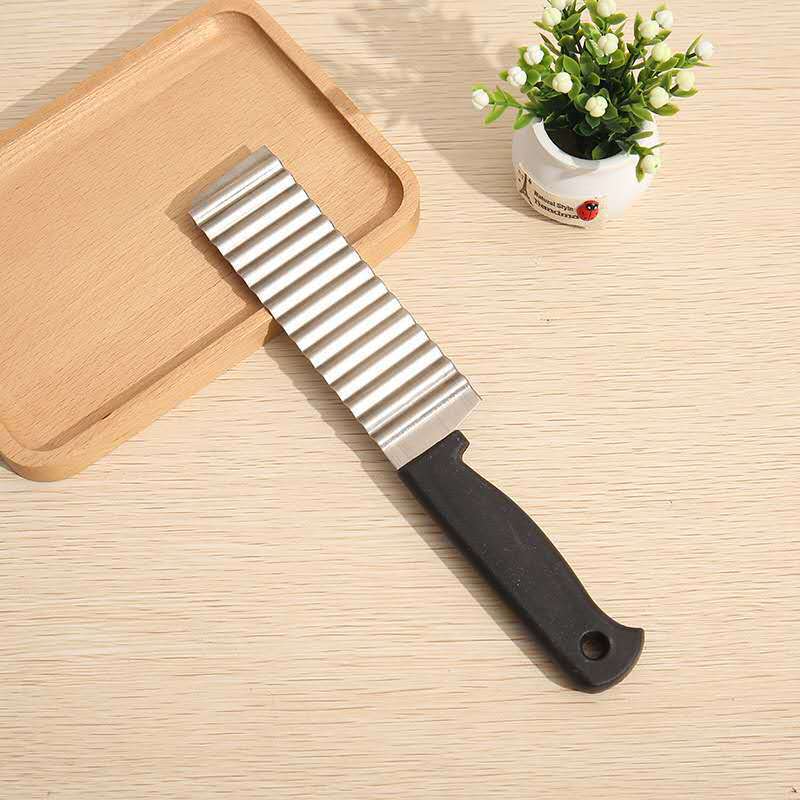 Kitchen Supplies Stainless Steel Potato Chip Slicer Dough Vegetable Fruit Crinkle Wavy Slicer Knife Potato Cutter Chopper French Fry Maker Tools