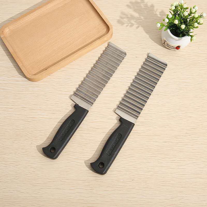 Kitchen Supplies Stainless Steel Potato Chip Slicer Dough Vegetable Fruit Crinkle Wavy Slicer Knife Potato Cutter Chopper French Fry Maker Tools
